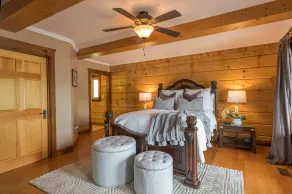 Kawartha Year Round Log Home! Direct Waterfront w/Sauna on the Snowmobile Trails - Image 5