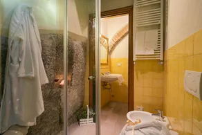 Romantic shelter for 2, amazing view and large equipped terrace - Image 2