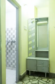 private room on ground floor near golden temple - Image 2