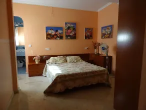 Vacker villa på 200m2 20 minuter från Sevilla, 8 personer, 1200m2 trädgård, wifi. - Image 3