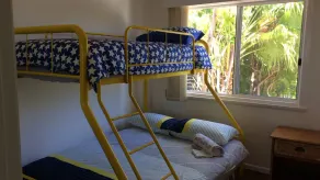 Family and pet friendly beach house - Image 4