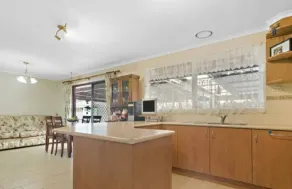 Nice Family home - Image 4