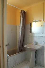 seasonal rental of a villa in the countryside - Image 3