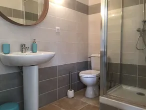 Schöne klimatisierte Wohnung mit Pool im Luberon - Image 3