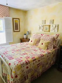 Pet-friendly, private, refuge. Monthly renters welcome. No extra fees. - Image 5