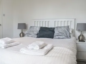 2 bedroom accommodation in Carlyon Bay, near St Austell - Image 5