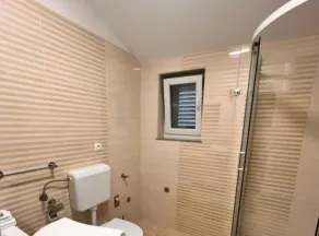 Beachfront Apartment Live - Image 3
