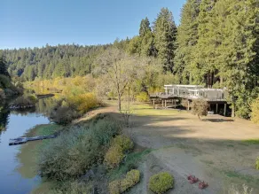 Stunning Contemporary Home, a River Penthouse on Russian River, like No Other!! - Image 4