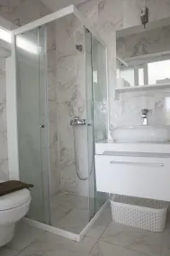 Karianda Hotel - Image 4