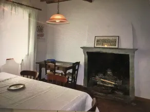 Tuscan House and private garden with pool and stunning views near Bagni di Lucca - Image 5