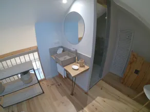 Suite Privilège Avec Jacuzzi Privé sur Terrasse - Image 3