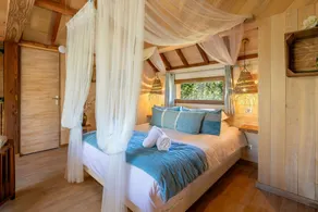 Perched hut & SPA: Béquia på Domaine de Campagnac / private SPA - Image 5