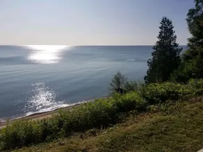 Bliss on the Bluff – Lakefront Views, Private Beach & Sunrises - Image 4