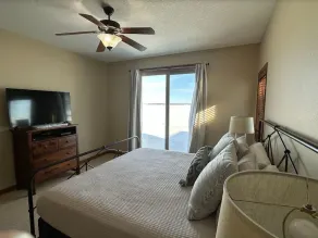 5 Bedroom Lake House w/Loft on Beautiful Gull Lake  4-Season Fun Abounds! - Image 2