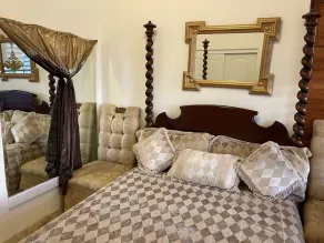 Luxe 1  private bedroom / den condo - Image 4