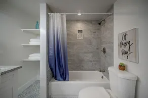 Seminole Heights Beauty - Image 5
