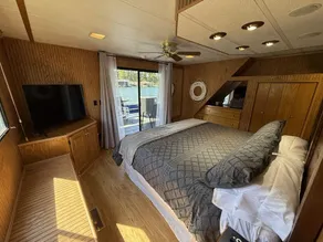 Palmetto Paradise Houseboat - Image 5