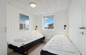 2 bedroom beautiful home in Ringkøbing - Image 5