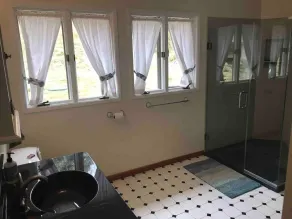 Stunning Sea Views, Hot Tub, Sauna, King Bed, Private and Sunny. EV  - Image 4