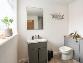 3 TAI NEWYDD, with a garden in Rhosneigr - Image 2