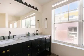 4-bedroom Gem Sleeps 10 Best Value in Sobe - Image 3