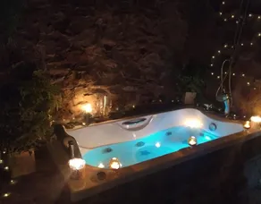 Casa de férias 'La Casa De Los Bonales' com vista para a montanha, terraço privado e jardim privado - Image 4