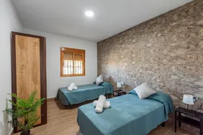 Casa de férias 'Casa Rural Adalid' com piscina, jardim, terraço e Wi-Fi - Image 2
