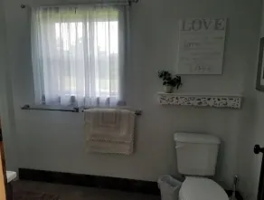 Heritage Guesthouse-peaceful haven at edge of town - Image 5