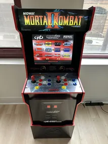 90 DAY MINIMUM STAY - Spacious Cyberpunk Themed Downtown Loft - Image 2