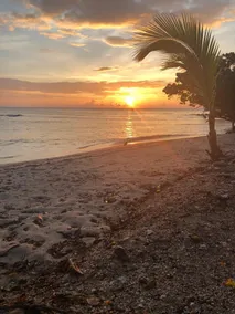 New & Private Luxury Beachfront / Oceanfront Townhouse a Negril, in Giamaica - Image 5