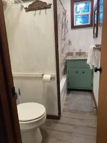 spacious cabin in incredible location - Image 2