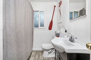 Hometown FAVE - Spacious 2-BDRM Cottage Near Downtown Albany & Close to OSU - Image 3