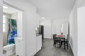 Prime location, Pineapple district, walk to Atlantic, 1bd, pets - Image 2