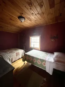 Creekside Cabin Vacation Rental - Image 5