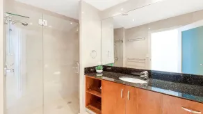 Aqua Solai 9 - Absolute Beachfront Tugun - Min. 3 night stays - Linen Provided - Image 2