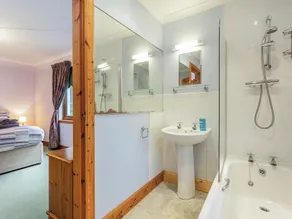 4 chambres à coucher à Glencoe Village - Image 4