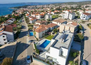 Villa Sia mit privatem Pool, Meerblick und Garage - Image 4