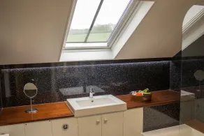 High spec contemporary wood framed house - fantastic views - Image 3