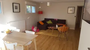 Apartment on the ground floor of a villa with a large swimming pool, beaches on foot. - Image 4