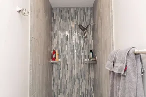 Heart of Mainstrasse Apt 1 - Image 5