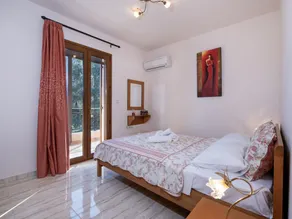 Modern Holiday Home in Sfakaki - Image 3