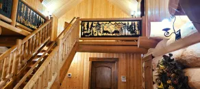 Mt. Rainier and Crystal Mountain Luxury Lodge - Image 2