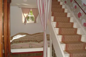 Charming apartment in Tudor style mansion (only 15 minutes to Prenzlauer Berg) - Image 4