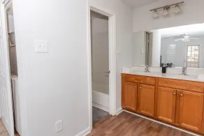 Wyndham 1205 Modern luxe 2BD2BA I Parking - Image 5