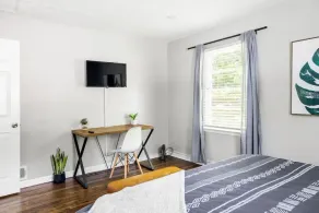 Stylish 3-Bedroom Near ATL Airport & City Center - Image 4