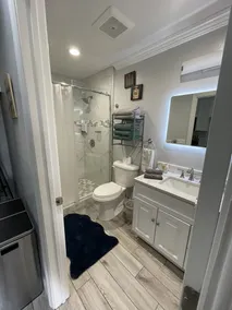 Modern Residence in Torrance 15 mins from LAX - Image 5