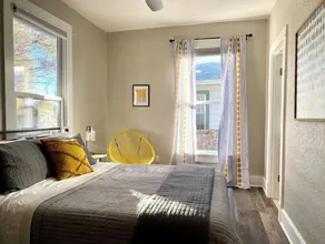 Hot tub, Quiet 3 Bedroom, Close to Downtown, WFH - Image 4
