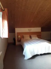 Lakeside cottage - Image 5