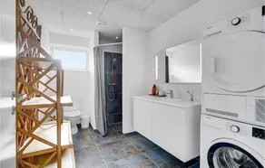 Beautiful Home In Fårvang With Sauna - Image 3