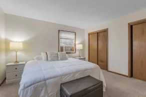 Peaceful 2-Bedroom Apartment - Close To It All! - Image 5